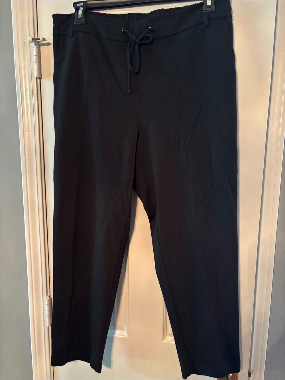 Jules & Leopold Black Pull-On Ankle Pants